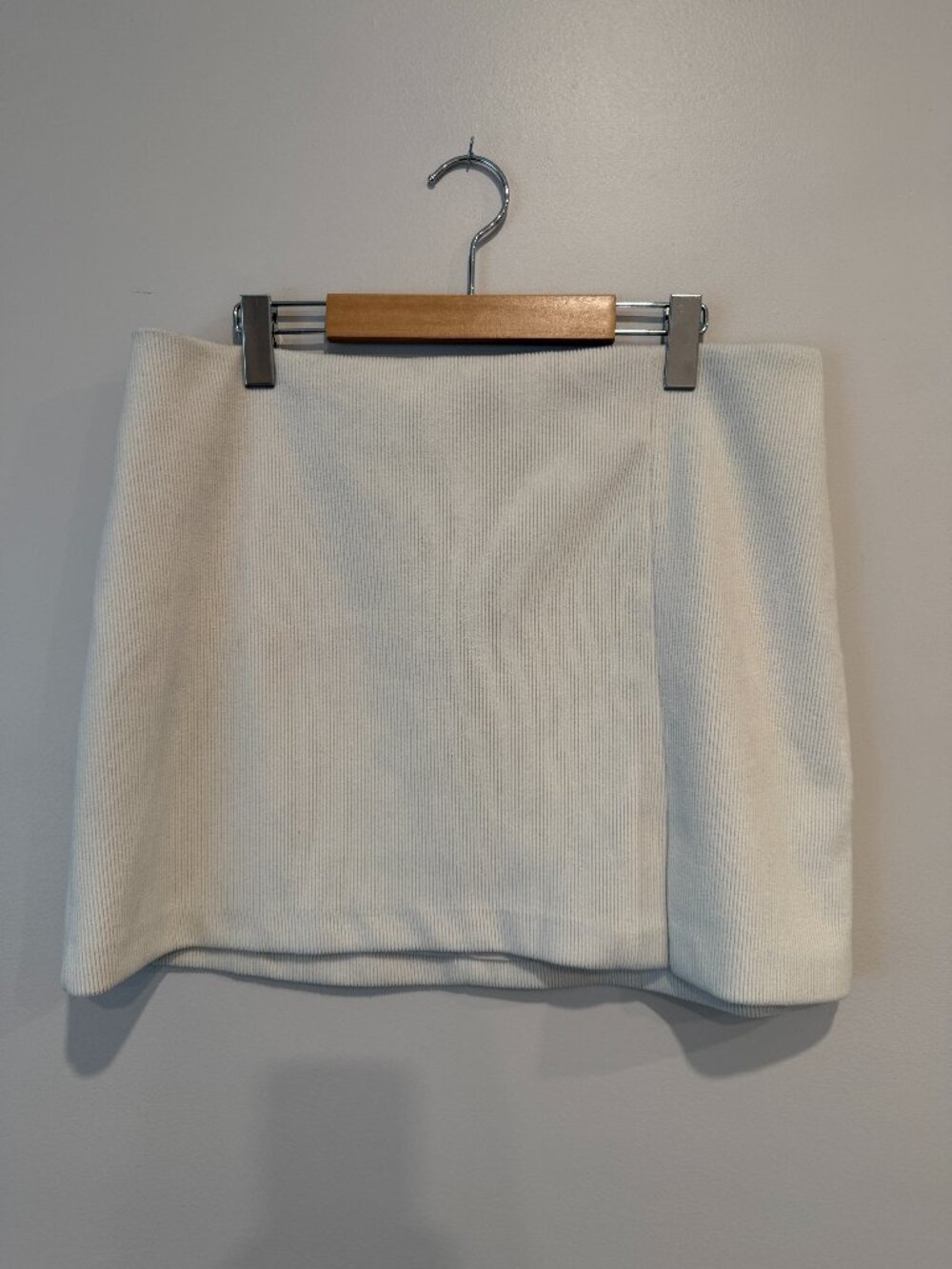 House of Harlow 1960 Cream Corduroy Look Mini Skirt Womens L